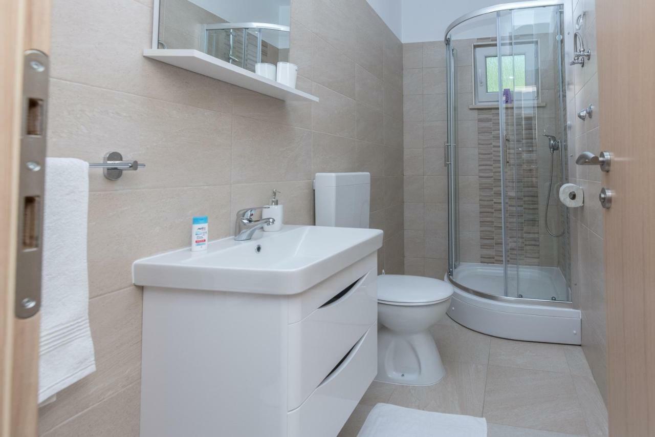 Apartmani Jadranka Стариград-Пакленица Экстерьер фото