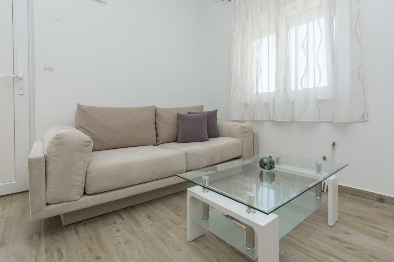 Apartmani Jadranka Стариград-Пакленица Экстерьер фото