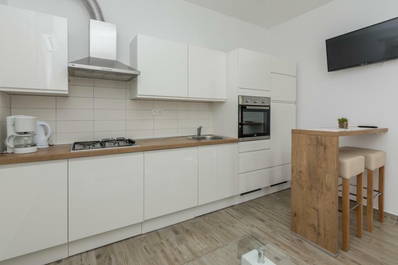 Apartmani Jadranka Стариград-Пакленица Экстерьер фото