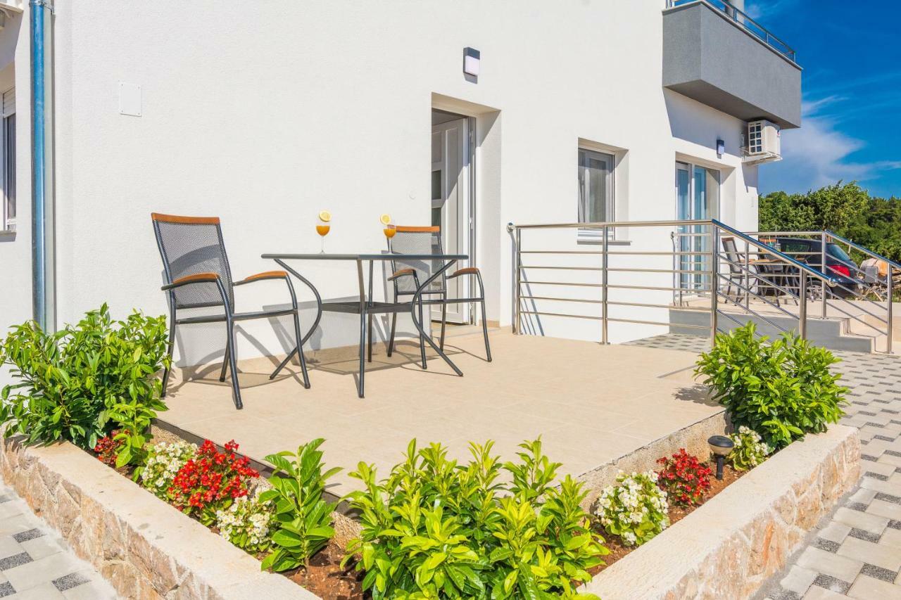 Apartmani Jadranka Стариград-Пакленица Экстерьер фото