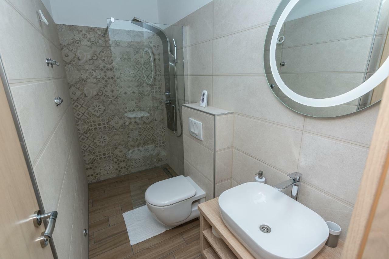 Apartmani Jadranka Стариград-Пакленица Экстерьер фото